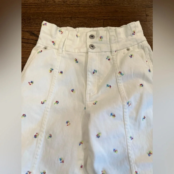 Something Navy Sylvia Floral Embroider Denim Pants White Size 2 U0770 - Picture 3 of 12